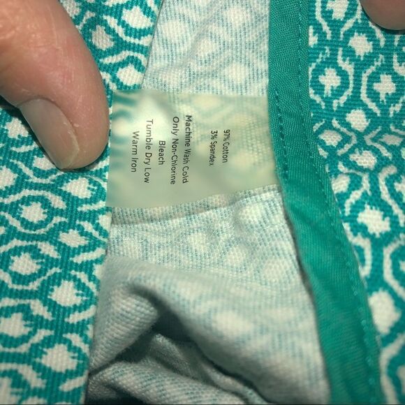 Talbots Capri size 4p - Picture 2 of 4